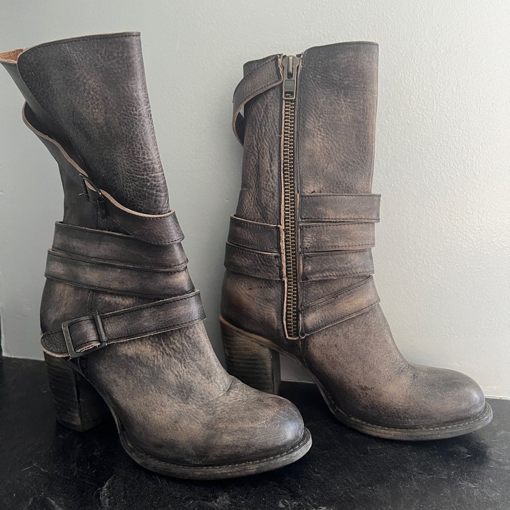 Brown Combat Moto Boots with Buckle Details